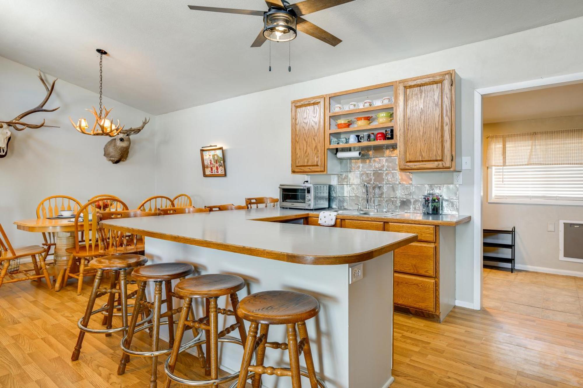 8 Mi To Hiking Home With Patio In Dtwn Pioche Exterior photo